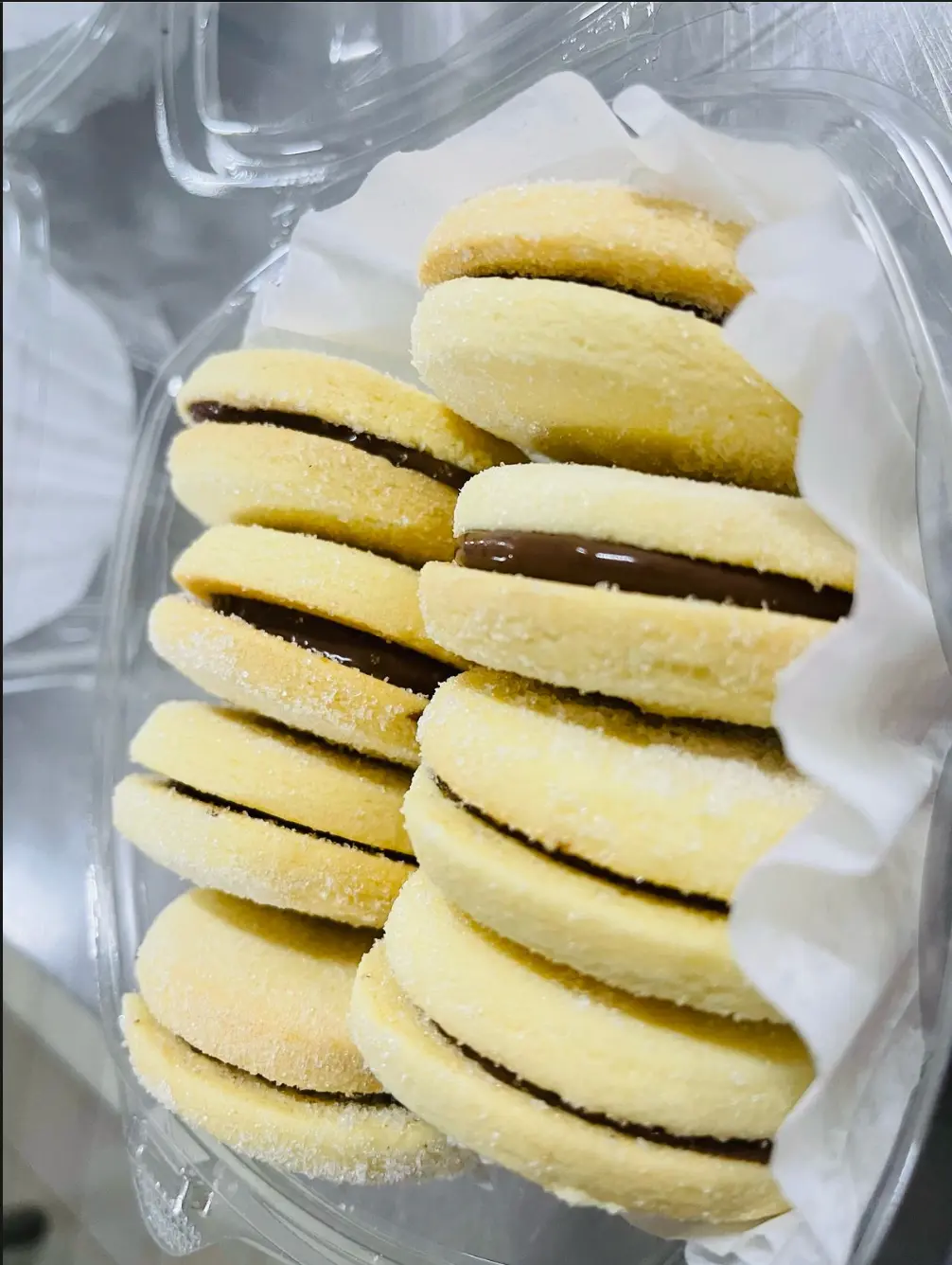 Alfajor Cookies with Nutella