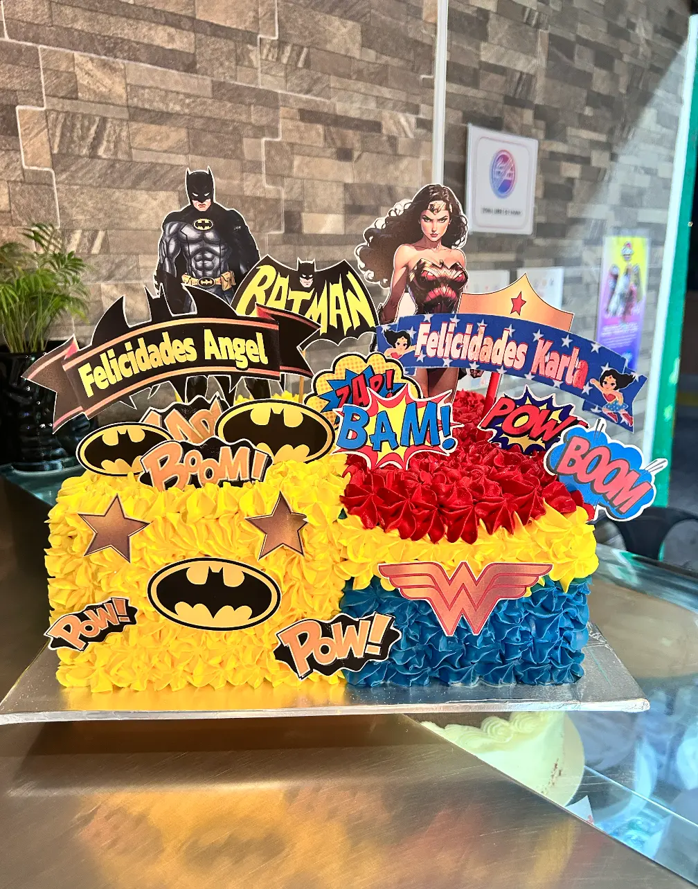 Pastel de Batman y Woman